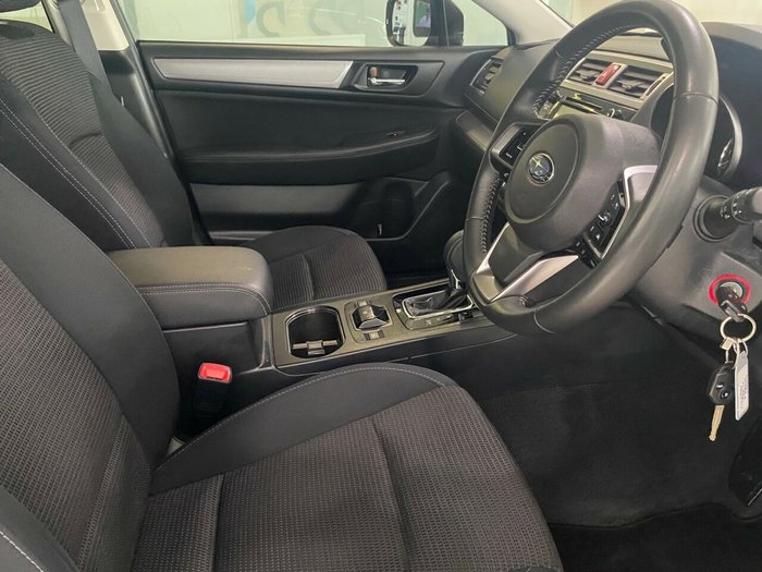 2019 Subaru Outback 2.5i