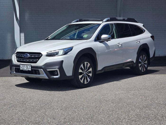 2025 Subaru Outback AWD Touring XT