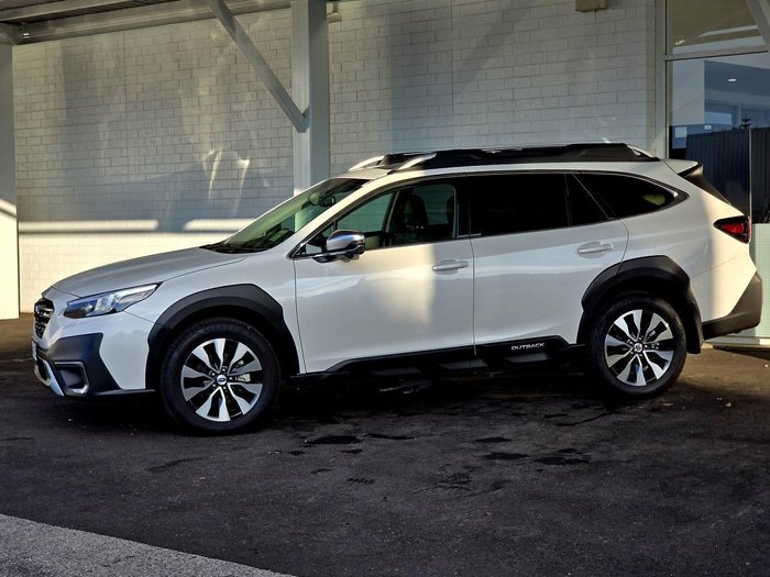 2025 Subaru Outback AWD Touring XT