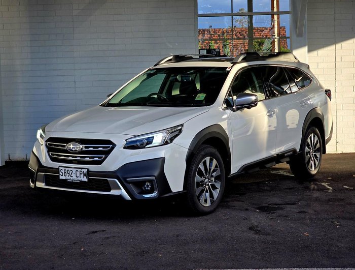 2025 Subaru Outback AWD Touring XT