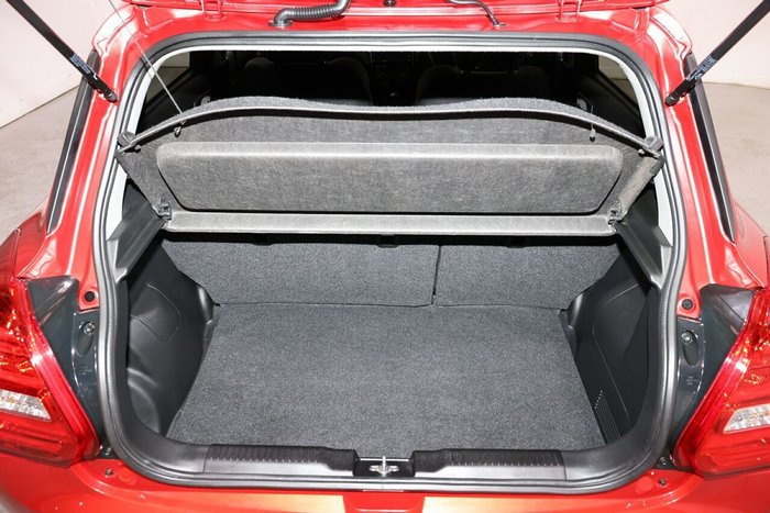 2019 Suzuki Swift GL Navigator