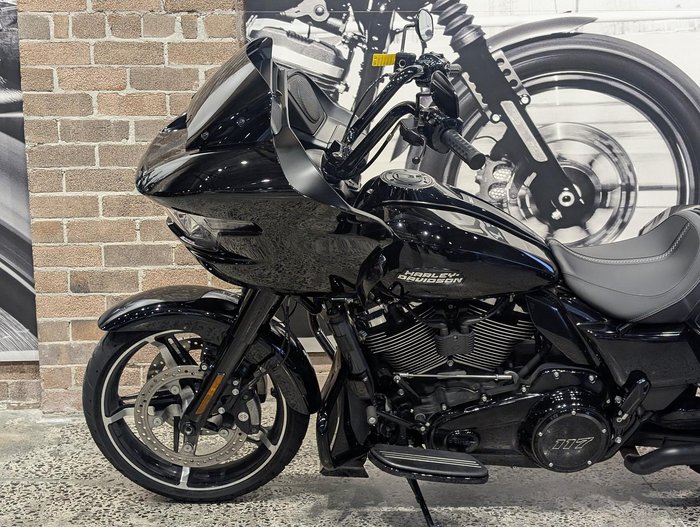 2024 Harley-Davidson Road Glide 117 (FLTRX) Touring Black
