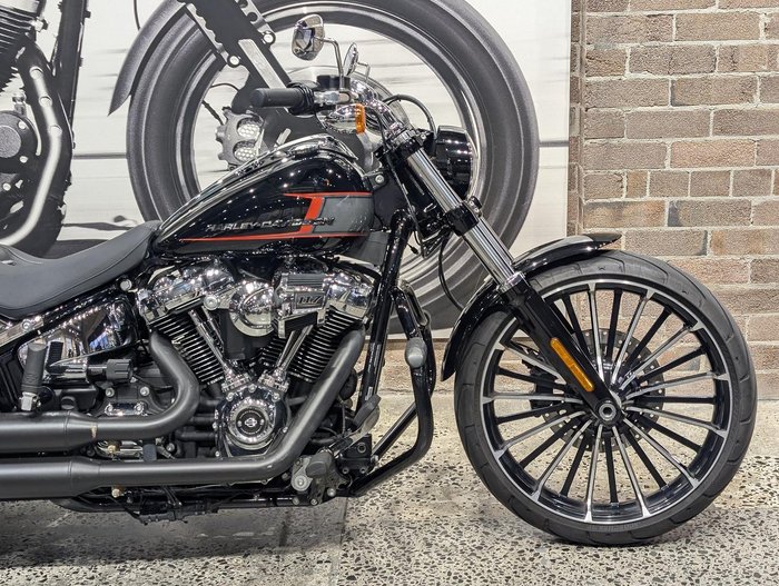 2023 Harley-Davidson Breakout 117 (FXBR) Softail Black