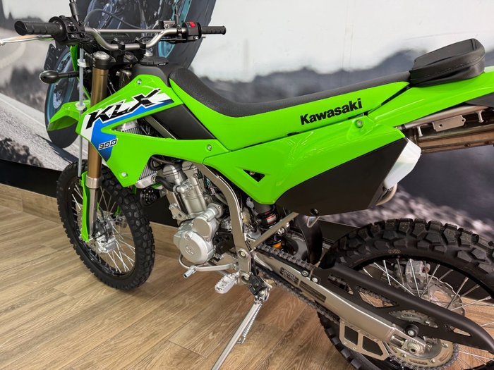 2025 Kawasaki KLX300 GREEN