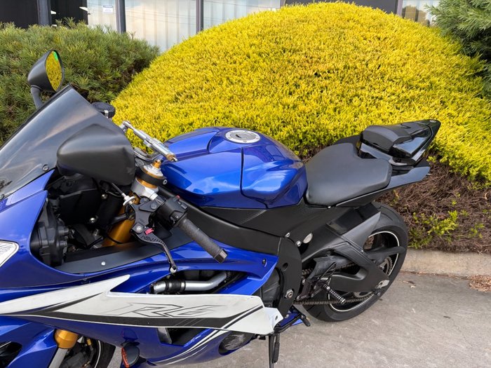2011 Yamaha YZF-R6 Blue / White