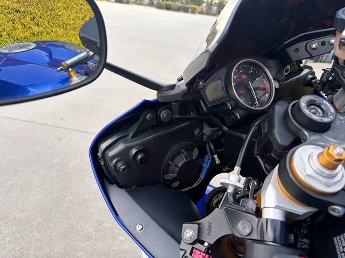 2011 Yamaha YZF-R6 Blue / White