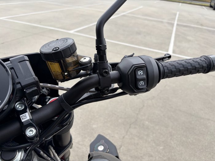 2015 Suzuki TU250X Orange