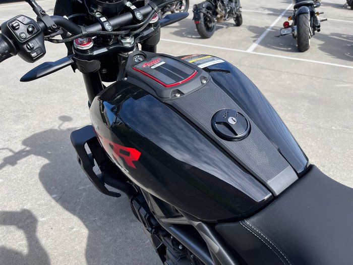 2023 Indian FTR ONYX BLACK