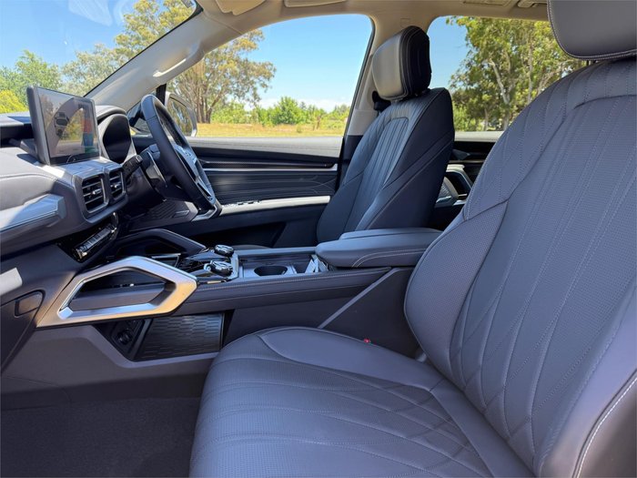 2025 LDV D90 EXECUTIVE (4WD)