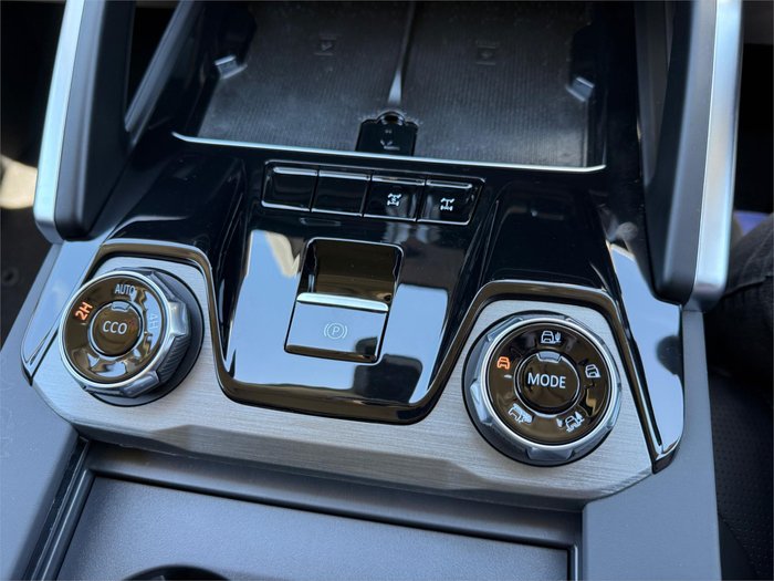 2025 LDV D90 EXECUTIVE (4WD)