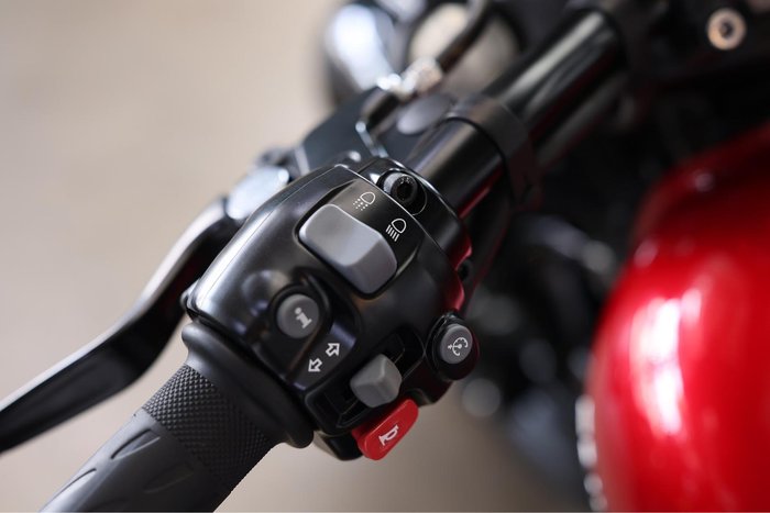 2022 Triumph Bonneville Bobber Bobber Red