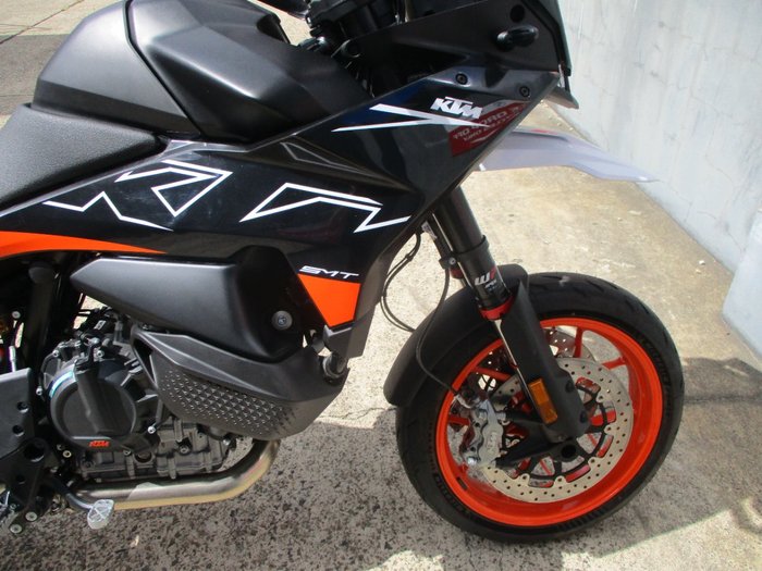2023 Ktm 890 SMT ORANGE