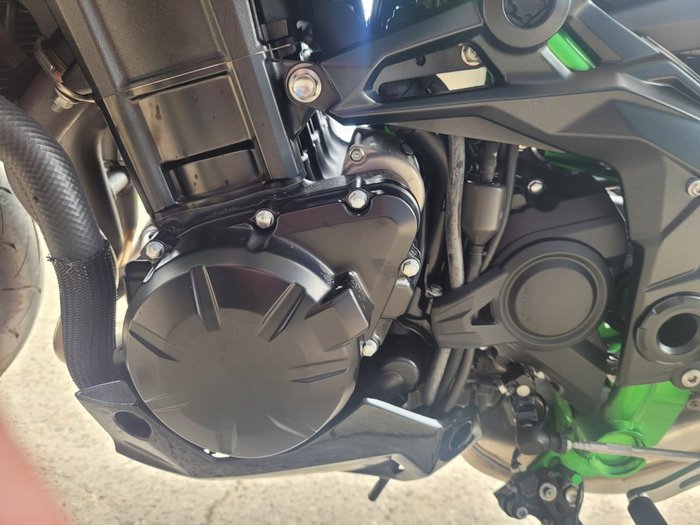 2021 Kawasaki Z900 (ZR900) GREEN