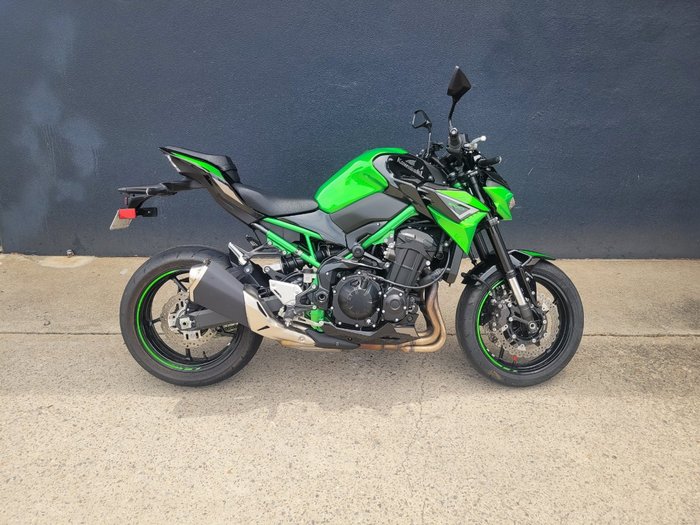 2021 Kawasaki Z900 (ZR900) GREEN