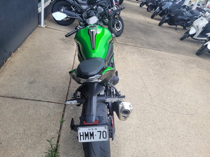 2021 Kawasaki Z900 (ZR900) GREEN