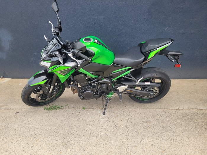 2021 Kawasaki Z900 (ZR900) GREEN