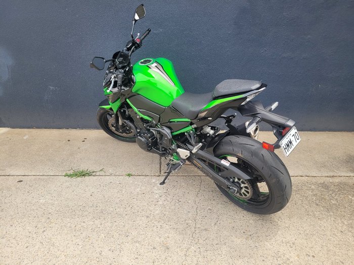 2021 Kawasaki Z900 (ZR900) GREEN