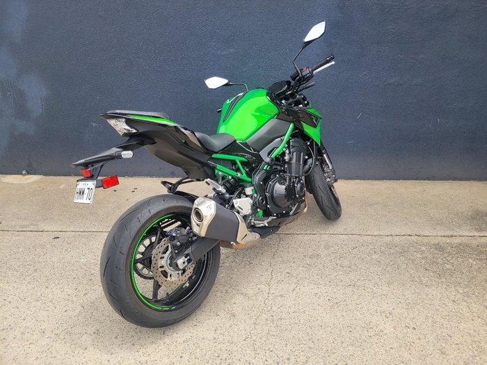 2021 Kawasaki Z900 (ZR900) GREEN