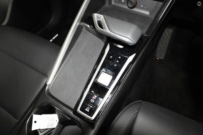 2025 MG ZS Essence Hybrid+