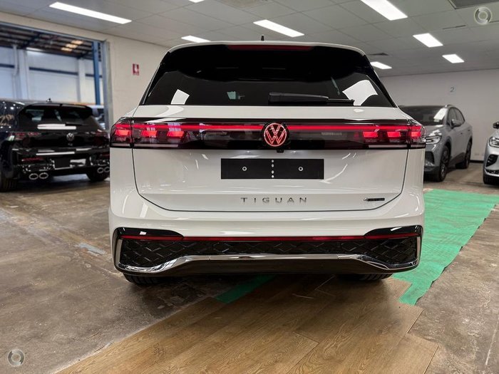 2025 Volkswagen Tiguan 150TSI R-Line