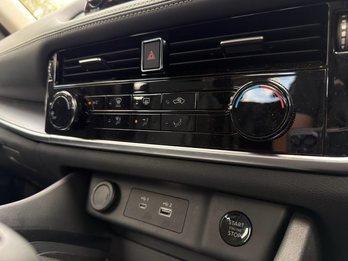 2025 Nissan X-TRAIL ST