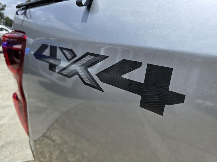 2025 Isuzu D-MAX X-RIDER