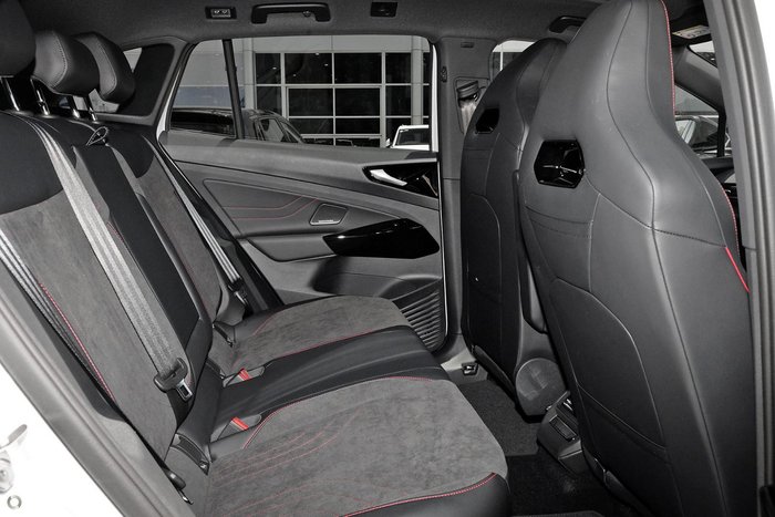 2025 Volkswagen ID.4 GTX