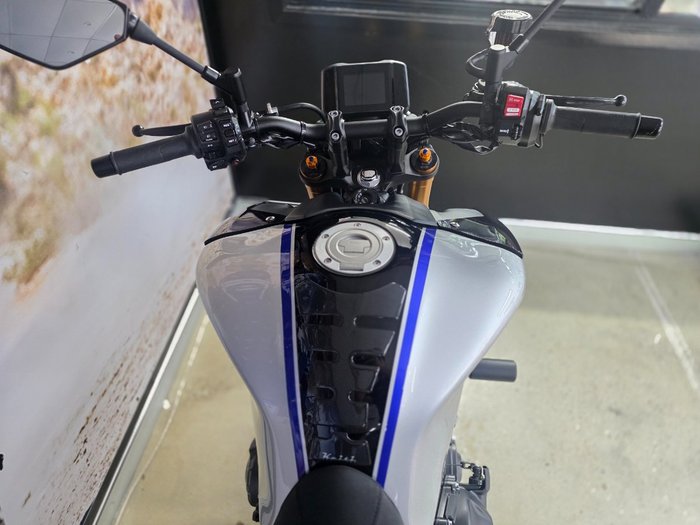 2023 Yamaha MT-09A SP (MT-09SP) SILVER