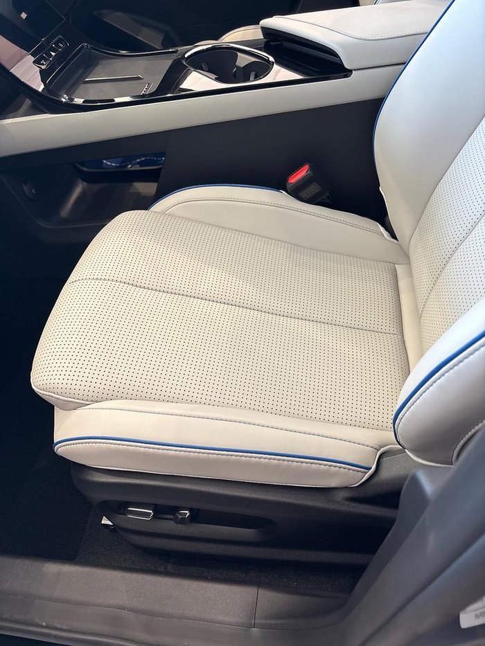 2026 Jaecoo J5 EV Summit