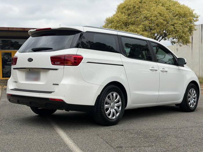 2019 Kia Carnival S