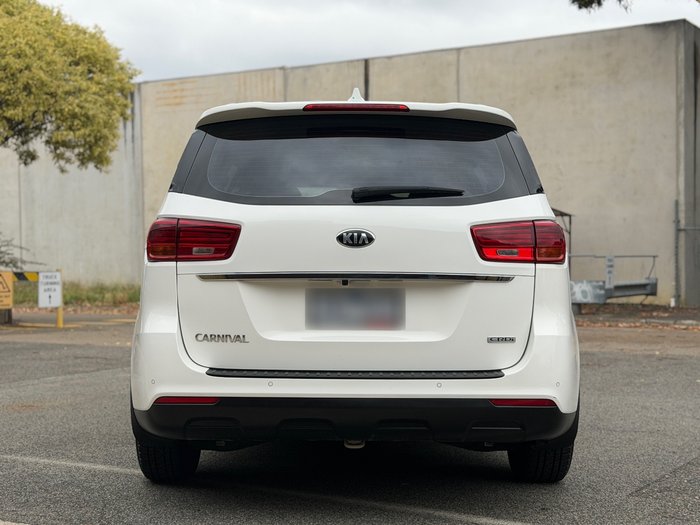 2019 Kia Carnival S