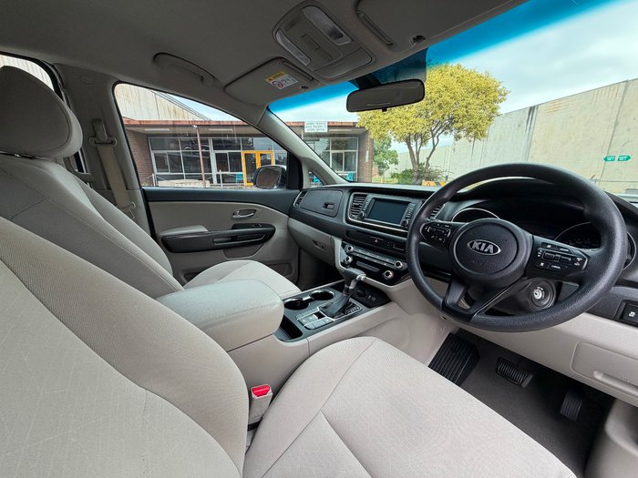 2019 Kia Carnival S