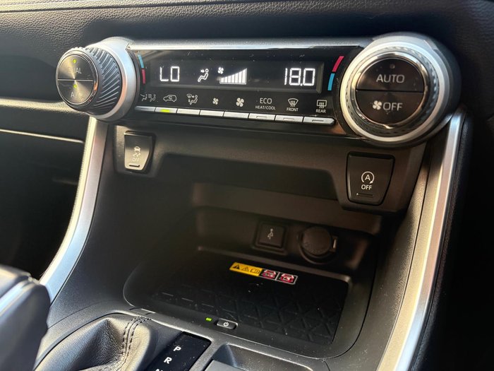 2022 Toyota RAV4 GXL