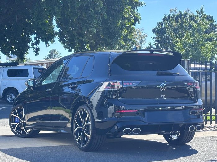 2025 Volkswagen Golf R