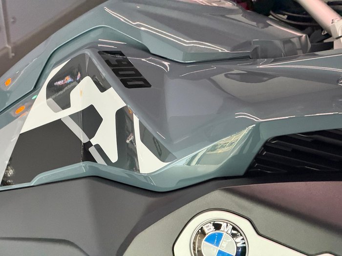 2025 BMW F 900 GS Adventure Ride Pro F 900 Green