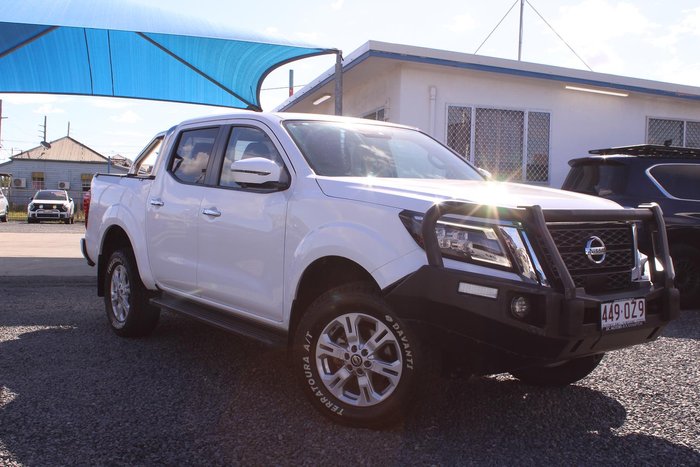 2022 Nissan Navara ST