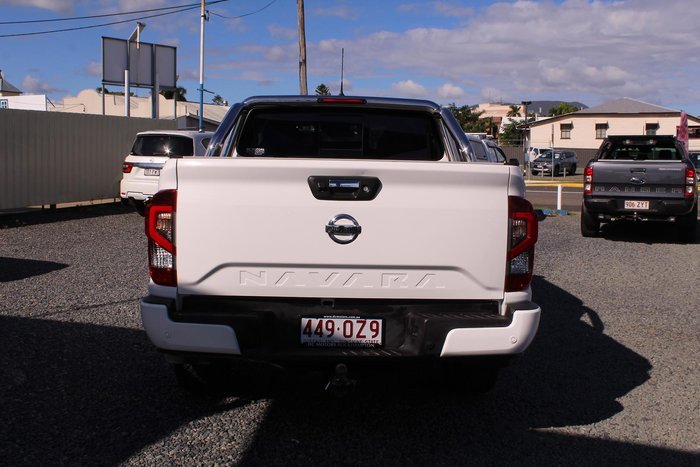2022 Nissan Navara ST