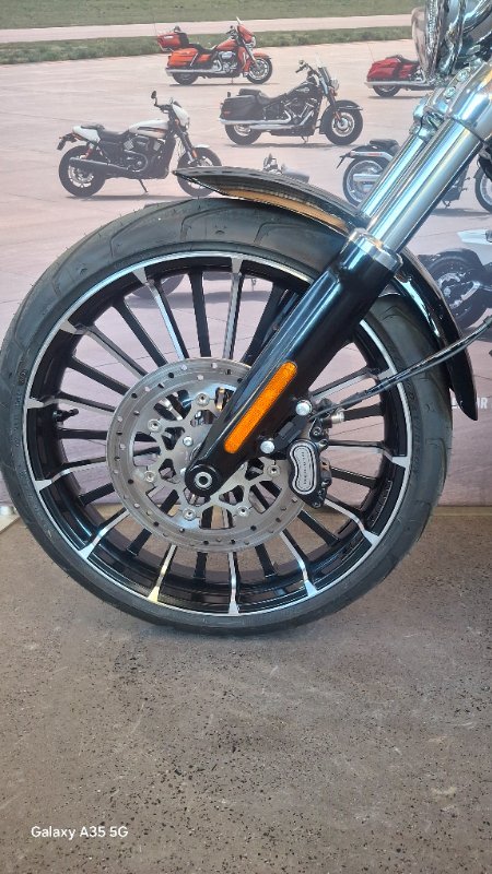 2025 Harley-davidson FXBR BREAKOUT (117) Vivid Black