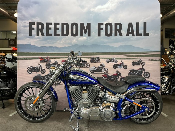 2014 Harley-davidson 2014 HARLEY-DAVIDSON 1800CC FXSBSE CVO BREAKOUT Silver