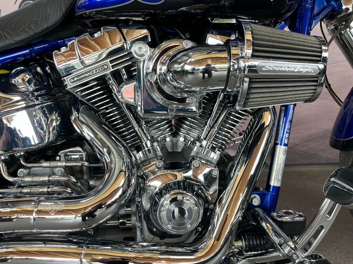 2014 Harley-davidson 2014 HARLEY-DAVIDSON 1800CC FXSBSE CVO BREAKOUT Silver