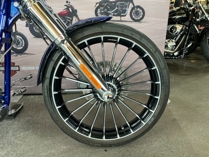 2014 Harley-davidson 2014 HARLEY-DAVIDSON 1800CC FXSBSE CVO BREAKOUT Silver