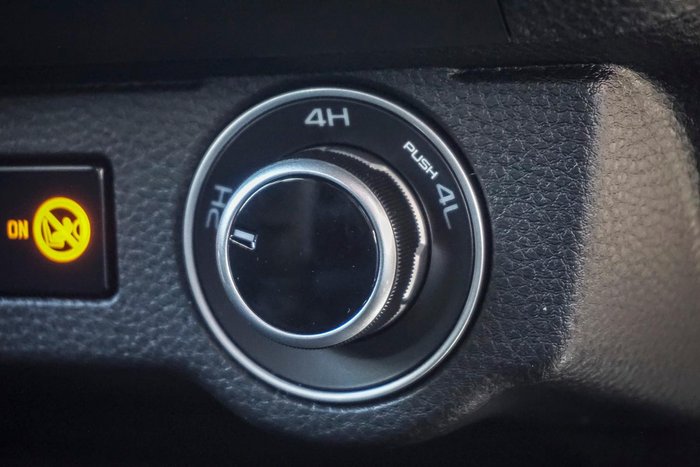 2025 Isuzu D-MAX LS-U