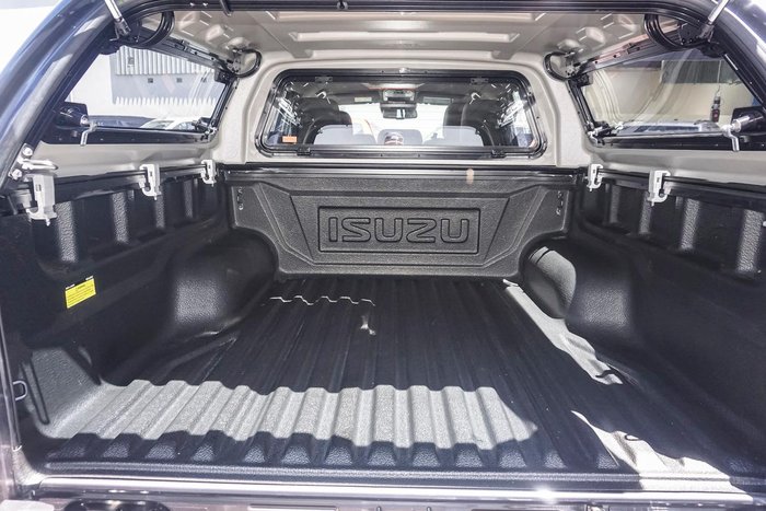 2025 Isuzu D-MAX LS-U