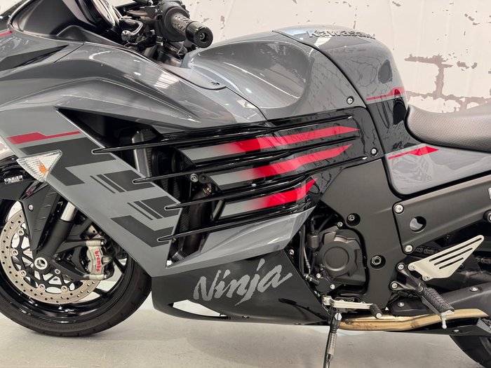 2022 Kawasaki Ninja ZX-14R ABS (ZX1400J) Ninja Grey