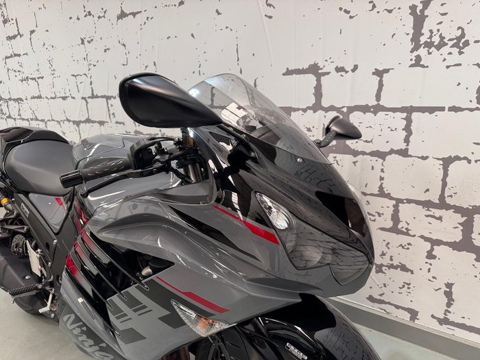 2022 Kawasaki Ninja ZX-14R ABS (ZX1400J) Ninja Grey