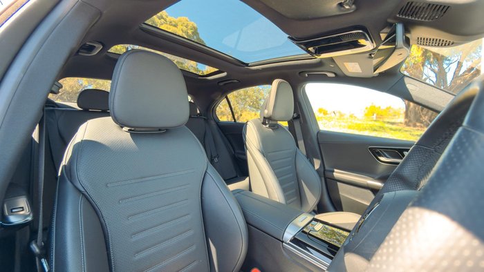 2021 Mercedes-Benz C-Class C200