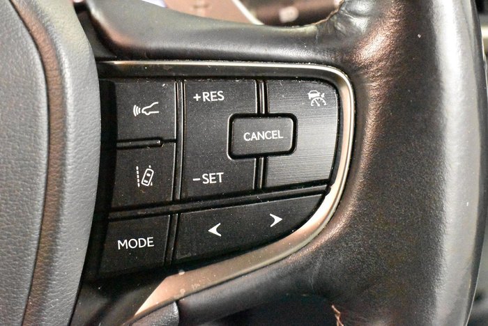 2019 Lexus ES 300h Luxury