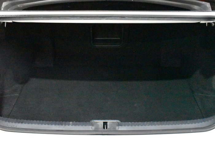 2019 Lexus ES 300h Luxury