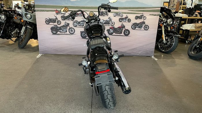 2025 Harley-davidson FXBB STREET BOB (117) Vivid Black