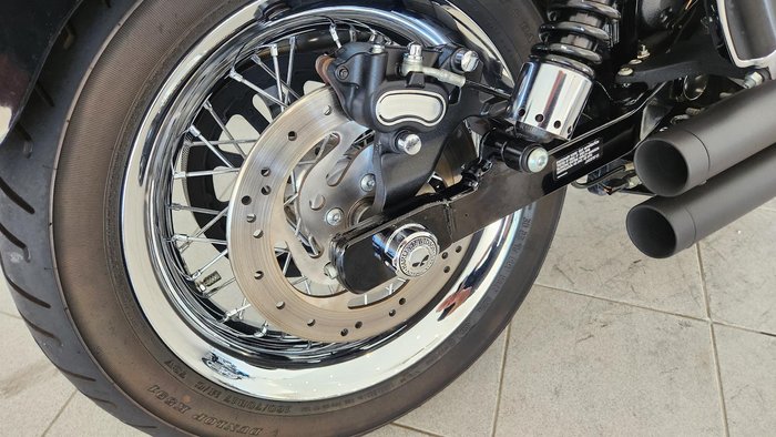 2008 Harley-Davidson Dyna Super Glide Custom 1584 (FXDC) Dyna Black